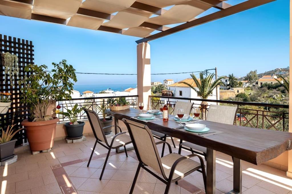 Celestia House Apartment Kokkino Chorio ภายนอก รูปภาพ